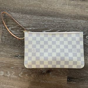Authentic Louis Vuitton Damier Pouch